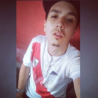 Kekekevivivinnn's profile picture. (Kevincho) Venticincó añó♉
Ricotero de corazón PR
River Plate ⚪🔴
Amo a los perros, más que a los humanos.🐶
Adrogué. 
"Juventud divino tesoro”