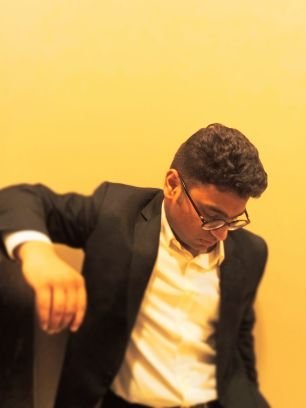Vaibhav93065913's profile picture. Person who wins in every field