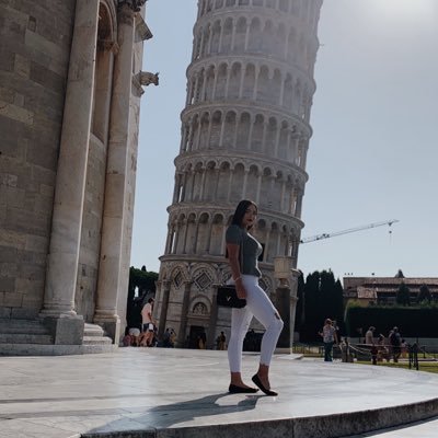 x_mmuro's profile picture. 