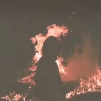 rustb00's profile picture. huh?