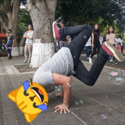 喜歡遊戲 動畫漫畫 看到以上介紹就知道是單身
一天到晚吸hololive毒的男子 喜歡用HOLO+MMD做梗圖
看到喜歡的圖會轉貼 所以你會看到我的頁面幾乎都是轉貼
注意:我轉貼的內容可能造成社死 謹慎使用