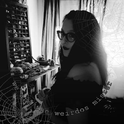 Rin/Doll. She/They. Lvl 33 irl. Queer 🏳️🌈. HoH 🦻🏻🦻🏻. Twitch Affiliate (hiatus). Loves MtG, gaming, books, writing, horror, & oddities.