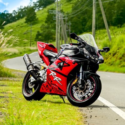 愛車 CBR954RR FireBlade. チワックス(こむぎ) マジェ125 レガシィツーリングワゴン BP5 spec.B後期 元北自大(二輪科) ♥丸顔嫁ちゃんの旦那9.28💍♥2022/06/19父の日が父になった日👶