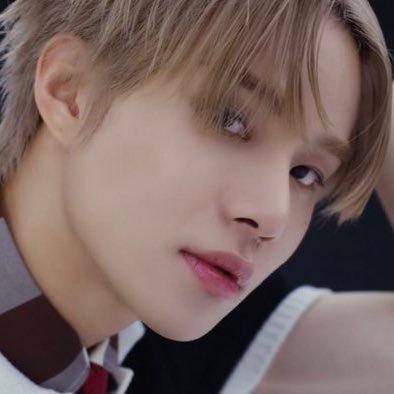 dejunslvr's profile picture. 🔗 wayv first, wayv second `` this user is simping over jungwoo & xiaojun
