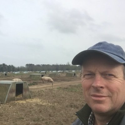 Former independent pig producer. Forced out after events of 2020/21/22. Now contract breeding. Chris Fogden. Nuffield 2006.