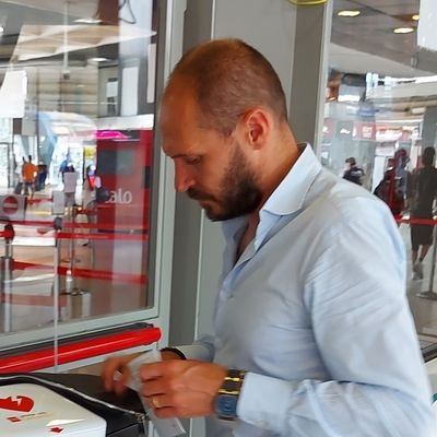 AntonioF79X's profile picture. Il buon senso sempre o quasi