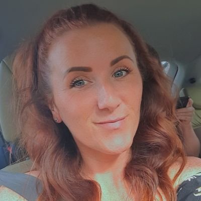 CarlyAnslow's profile picture. 🎶🎼
Music....Family....Food...Music....
StErEoPhOnIcS...🏴󠁧󠁢󠁷󠁬󠁳󠁿