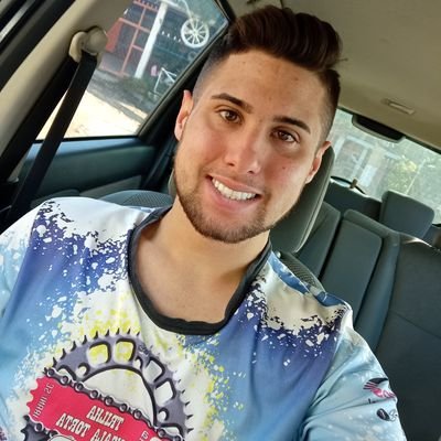 #06 roia  
Amigo de todos.
Colorado🇦🇹🇦🇹
