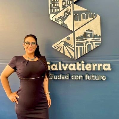 De carácter fuerte por Genética,Trabajadora y comprometida por convicción.Diputada Federal LXll Legislatura,actualmente Sindico Mpal de mi Bello Salvatierra.