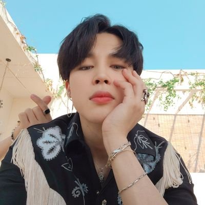 Hi! I am an Army! I retweet bts contents because I don't have anything to post as content of my own😭
@BTS_twt
💗😊💕
🇵🇭