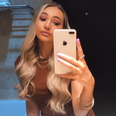 livvpennington's profile picture. 