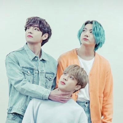 バンビです🦌OT7💜ひたすらバンタンを愛でるアカウントです。無言フォローごめんなさい。RT多め。成人。忙しいと鍵にします。