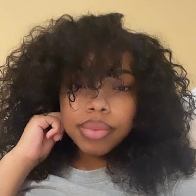 @shaniepoooh
