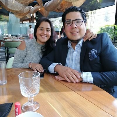 Abogado de Empresa, Ethical Hacking, LaSallista, Poeta, Escritor, Bookaholic
