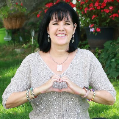 Sacred Haven Living Guide & Intuition Coach helps you discover the joy of self-belief, connect with your inner radiance & follow the path of your life purpose.