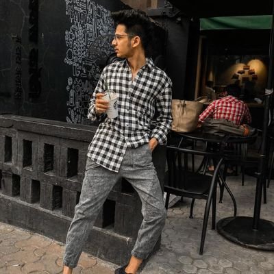 ayaankhan290's profile picture. FASHION MODEL🕴👀
●
💫LIVE LIFE WITH SWAG😉
●
U KNW WHAT ALL WE HAVE IS NOW 🙃SO LIVE IT😗
●

MOM💕