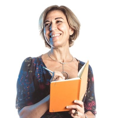La comunicazione è la mia passione | vivo per viaggiare, leggere, scoprire #pasocial