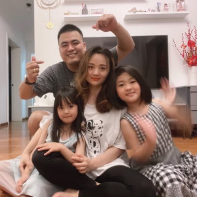 ken10182825's profile picture. E-commerce