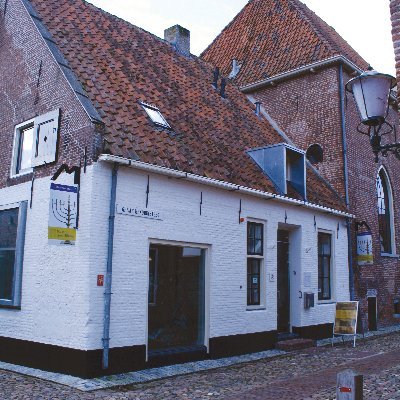SjoelElburg's profile picture. Museum Sjoel Elburg is een verhalenmuseum over het (on)gewone dagelijks leven van twaalf Joodse families die in Elburg woonden. Elk jaar drie exposities extra!