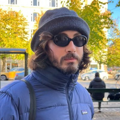 lermanbot's profile picture. i’m kinda focused on being a baddie right now