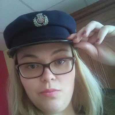 Mandi_zzz's profile picture. 