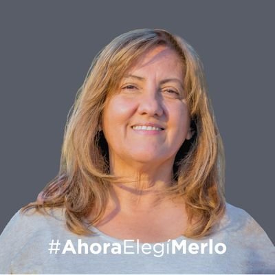 Esposa de Sergio y madre de Lenna, Facu y Tomi.
Pedagoga.
Afiliada y militante de la UCR.
Diputada Provincial MC.  Concejala en Villa de Merlo.