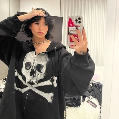 urdreamvamp's profile picture. ela/dela