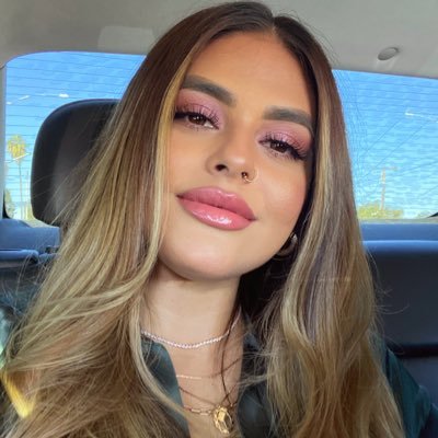 DameLush's profile picture. Music x Beauty x Nail Artist 💫