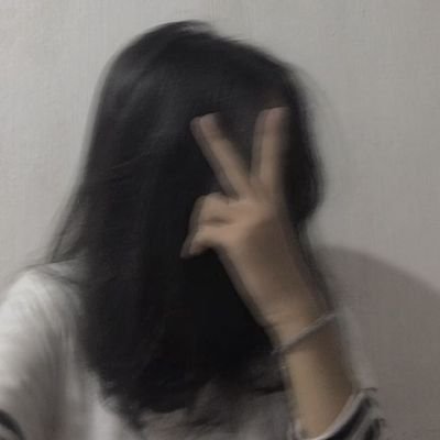 _maggsmallow's profile picture. @midnigh_thinker                                                     
                                                                    1051