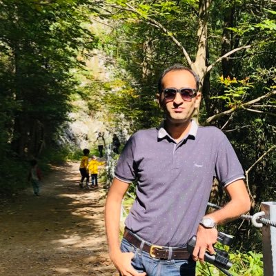 zunairz's profile picture. CFO LUMS | ACA | SDSB EMBA ‘23