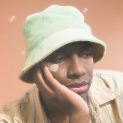 An emerging artist, singer, and songwriter originating from New York. With a unique style, diverse sound and thought provoking lyricism.