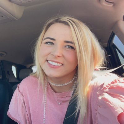 {whatever you do, work at it with all your heart. colossians 3:23} | VCSU ‘22 | publisher | entrepreneur of small businesses | Circle V Ranch