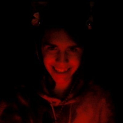 femboystakingl's profile picture. appledoingfine