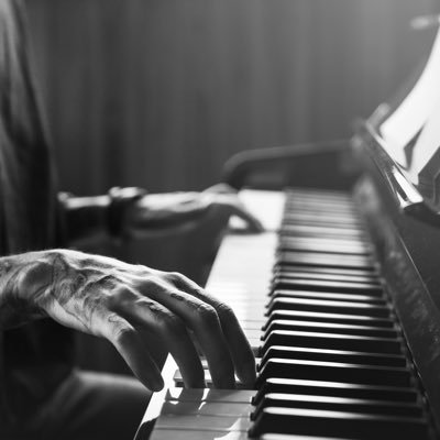 Paying tribute to the world's biggest hits with sultry neo-classical piano instrumentals.