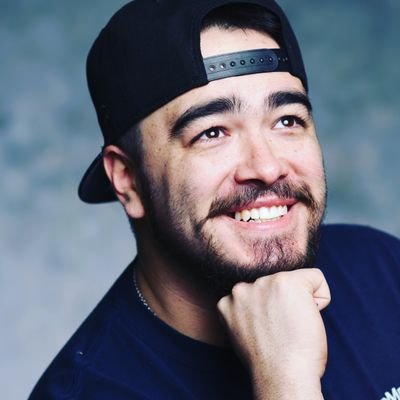 Emiliosis6363's profile picture. idk