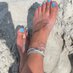 Leslie Henderson 🏝 (@leslie_fiene) Twitter profile photo Leslie Henderson 🏝 (@leslie_fiene) Twitter profile photo