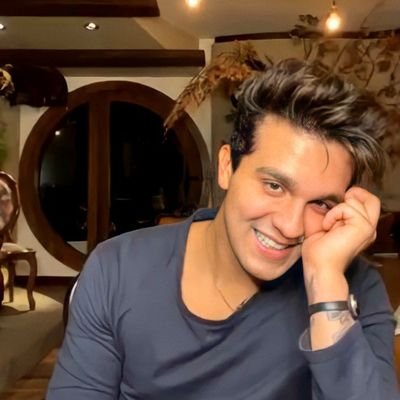 tevivoluanzito's profile picture. Pois só quem sonha consegue alcançar