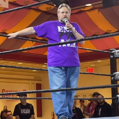 @MonsterManiaCon’s panel moderator & auctioneer. @OnPointWrestlin Staff (WILL WE BE BACK?!?) Alzheimer’s Assn Donation Link - https://t.co/Mr0ayJmkou