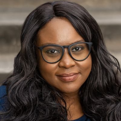 MsTLang22's profile picture. 