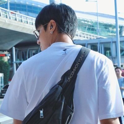 윤호+창민=동방신기
윤호를 더 많이 좋아합니다.
개인팬 당연히 존중합니다만 굳이 다른 멤버를 까내리는건 존중 못해요. 즐기면서 덕질합시다😊
맞팔은 편하게 멘션주세요
이별은 블언블
