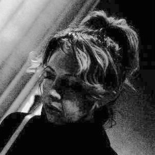 pinarturegursoy's profile picture. Artist/ Contemporary Figurative & Abstract Figurative Painting- Drawing- Amateur Photographer