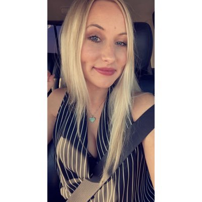 MsHoffmanSays's profile picture. 