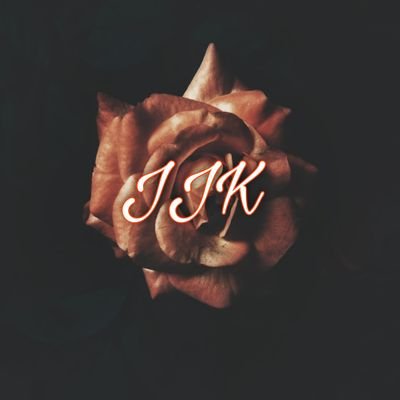 RoyalSnowflake's profile picture. 🍁AESTHETIC🍁
📌UPDATER📌
♀ADULT♀
📎Fan acc of @BTS_twt📎