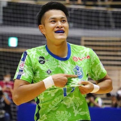🦖🦕|元フットサル選手⚽️|湘南ハイビース No.13 ←湘南ベルマーレフットサルクラブ←Fリーグ選抜|⭐︎個人サプライヤー/#SoccerJunky #ClaudioPandiani |⭐︎アンバサダー/万葉の湯♨️/湘南ゴールドエナジー🍊|小田原出身🏯🌊|ベルサポ🟢🟦|BMSG箱推し