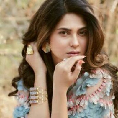 Shweta12chougle's profile picture. Software Developer 👩‍💻
