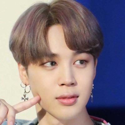 クオズ寄りのオルペン🐥🐻💜Dynamiteからバンタンの魅力にどっぷりハマりました❣️30↑✨たくさんのARMYと仲良くなりたい❣️みなさん仲良くしてください☺️💜 気軽に絡んでくれると喜びます💜無言フォロー失礼します🙇♀️‼️Twitter🔰#クオズLOVE会 No.986💛