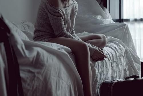 Loucas como eu vive pouco, mas vivem como querem.Pois não me importa se não ouver o amanhã!Me deram a VIDA e não a ETERNIDADE!