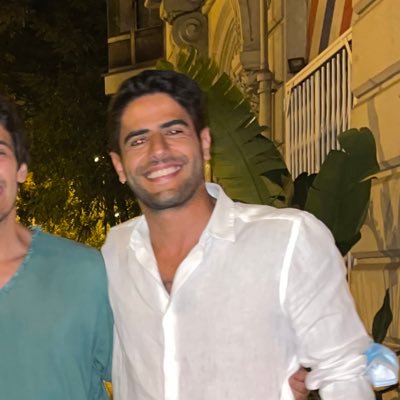 Alageel_AR's profile picture. “رجلك الى ضاقت لياليك سجها…عسى تواليها تبشر بالافراج" محمد بن احمد السديري