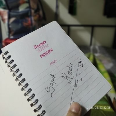 tatkala cinta berlabuh, namun ku diam membisu, akankah ia kan bertamu, tuk kemudian berpadu, menetap, dan menjadi bagian kisahku, hingga berhentinya waktu ??❤️❤
