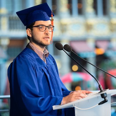 FlorianoTori's profile picture. PhD student in (Physics ∩ AI) @DataLabBE ⊂ @VUBrussel  | Scuderia Ferrari fan (Cars belong on circuits, not in parks #ReclaimThePark)